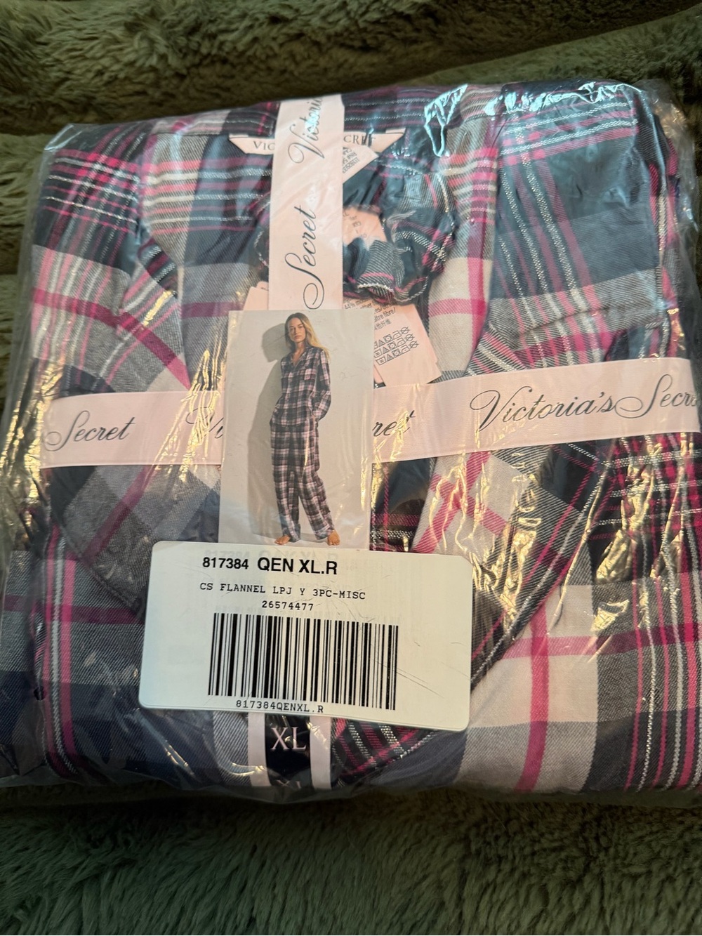 Victoria's Secret Pink & Gray Plaid Flannel Pajama Set